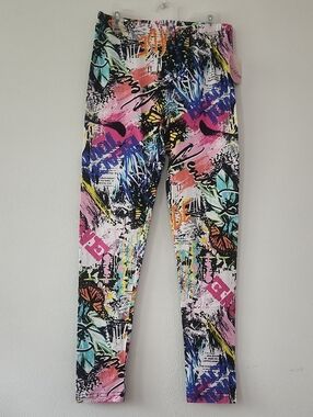 Full Circle Trends Women’s Leggings with Graffiti / Abstract Print